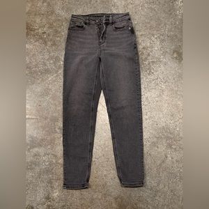 American Eagle Black Mom Jeans